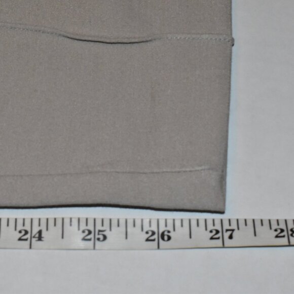 T Tahari Straight Leg Stretch Mid-Rise Ponte Pintuck Pants Size 4P - Picture 7 of 13